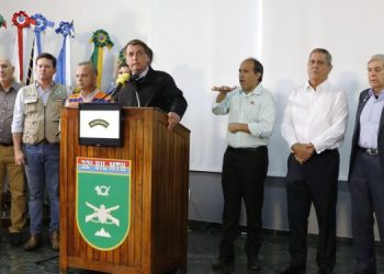 BRASIL – “Cenário quase de guerra”, diz presidente Bolsonaro após sobrevoar Petrópolis