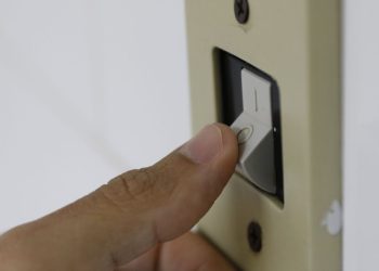 BRASIL: Contas de energia elétrica irá continuar com valor extra por conta da Escassez Hídrica