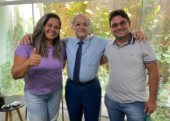 ELEIÇÕES NO PIAUÍ: Sílvio Mendes recebe novas adesões: petista e ex-aliados da situação