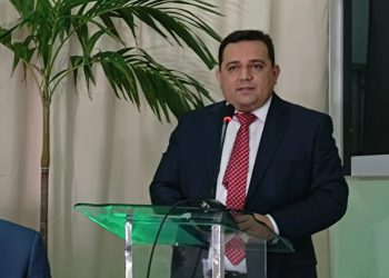 APPM: Prefeito Toninho da Caridade é empossado como presidente da entidade