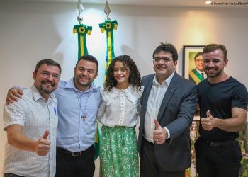 Rafael anuncia apoio do Governo do Estado para instalação de centro cultural em Campo Maior