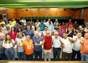 Franzé avança e conquista apoio do PMB para disputar prefeitura de Teresina