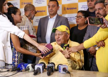 Prefeito de Teresina Dr. Pessoa anuncia concurso histórico na Secretaria Municipal de Educação