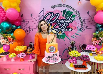 SOCIEDADE: Aline Moreira comemorou sua nova idade com o Pagode da Aline e MAIS…