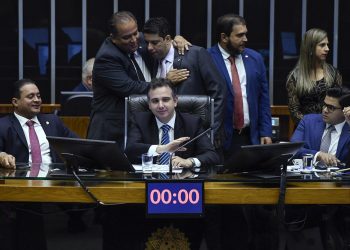 Senado aprova compensação de R$ 27 bilhões a estados e municípios