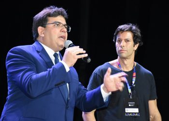 Governador abre a Campus Party Weekend Piauí em Teresina
