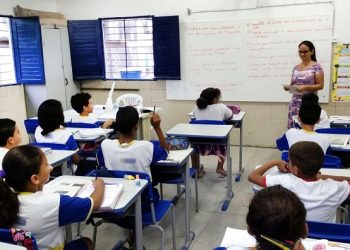 Filhos de idosos terão prioridade nas matrículas nas escolas estaduais