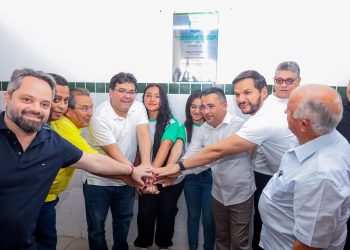 Rafael Fonteles inaugura reforma no Ceti Wall Ferraz em Água Branca