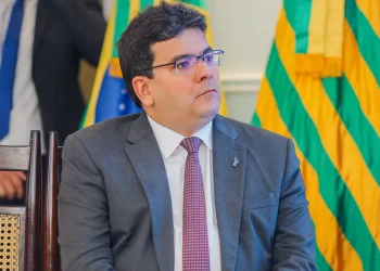 Rafael Fonteles viaja à Ásia acompanhado de 80 empresários piauienses em busca de investimentos