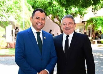 Carlinhos Reis assume Prefeitura de Pedro Laurentino em cerimônia no dia 1º de janeiro