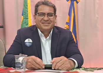 Prefeito Júnior Carvalho preside encontro na APPM