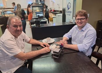 SANTA CRUZ DOS MILAGRES: Edilberto e Wilney Rodrigues Discutem Desafios Financeiros da Cidade