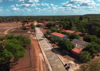 Prefeitura de Altos avança com pavimentação na localidade Prata