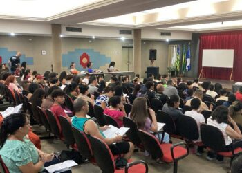 Secretaria da Juventude impulsiona jovens com cursinho gratuito para concursos públicos