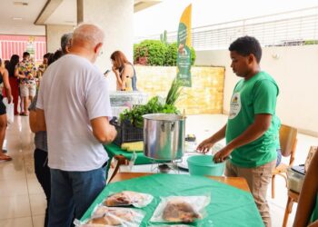 Quitanda da Agricultura Familiar leva feiras a condomínios residenciais de Teresina