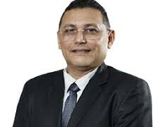 DEMERVAL LOBÃO – Dr. José Leite, presidente da Câmara Municipal de Demerval Lobão retardou a abertura do ano legislativo daquele poder em virtude de alguns problemas que tiveram que serem logo resolvidos na sede