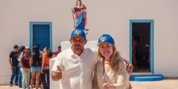 Deputada Simone Pereira inaugura praça no povoado Barra do Bonito, em Dom Inocêncio